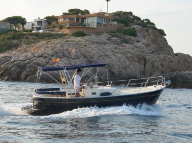 Motorboat rental with or without captain Mimi Sant Feliu de Guíxols