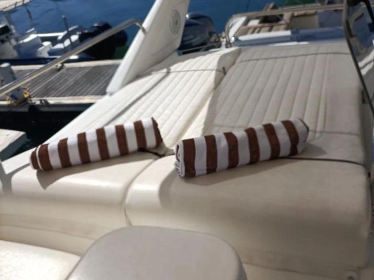 Louez un Azimut Azimut 40 à Porto-Vecchio