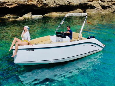 Jachthuur in Sant Antoni de Portmany - Silver Yacht 555 premium boat via SamBoat