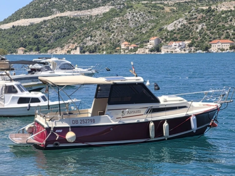 Location Bateau à moteur à Dubrovnik - Bénéteau Antares 660