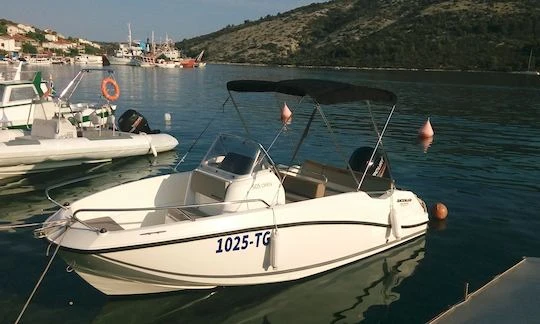 Location Bateau à moteur Quicksilver avec permis