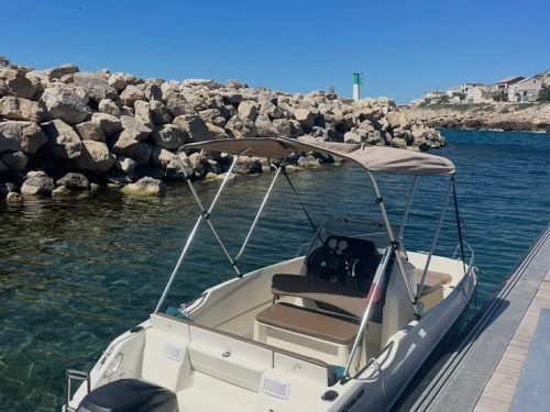 Location bateau Quicksilver Activ 505 Open à Marseille sur Samboat