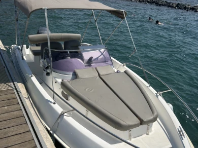 Motorboat rental with or without captain B2 Marine Le Cap d'Agde