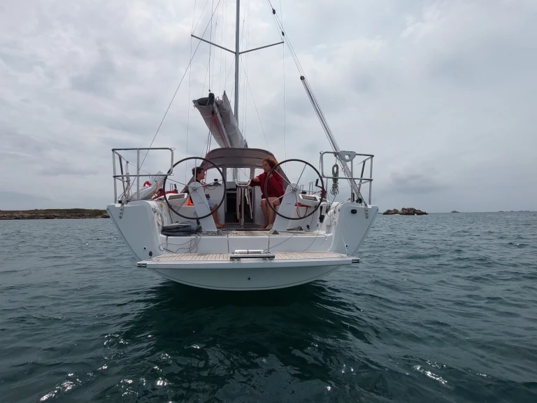 Location bateau Loctudy pas cher Dehler 34