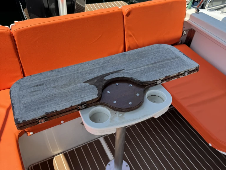 Louez un Quicksilver Activ 755 Sundeck à Marseille