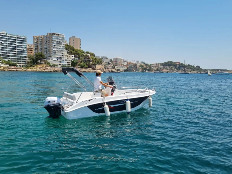 Bateau à moteur à louer à Palma de Majorque au meilleur prix