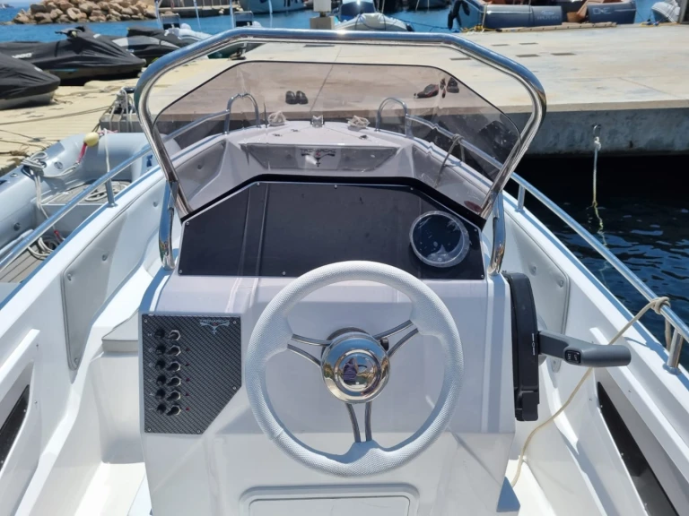 Trimarchi Nica a louer à Palma de Majorque