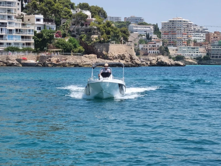 Louer Bateau à moteur avec ou sans skipper Trimarchi à Palma de Majorque