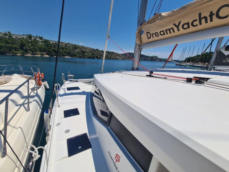 Location bateau Fountaine Pajot Lucia 40 à Zaton sur Samboat