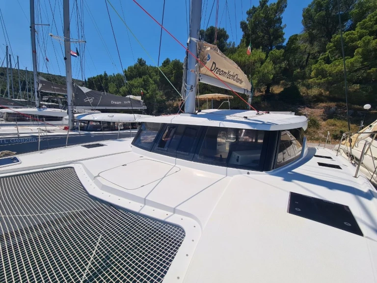 Location à Zaton - Fountaine Pajot Lucia 40 sur SamBoat