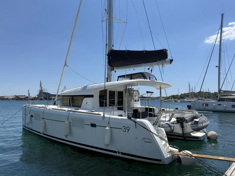 Location Catamaran Lagoon avec permis