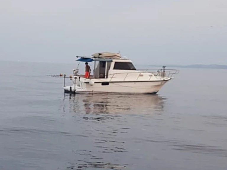 Location bateau Općina Supetar pas cher 800