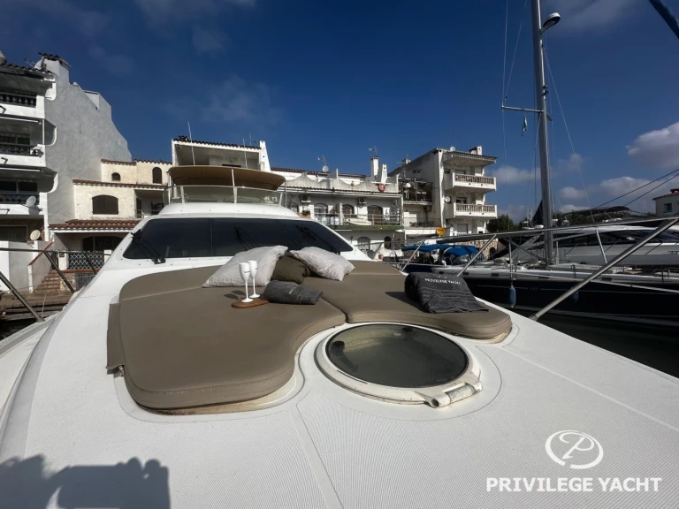 Location bateau Azimut Azimut 55 Fly à Roses sur Samboat
