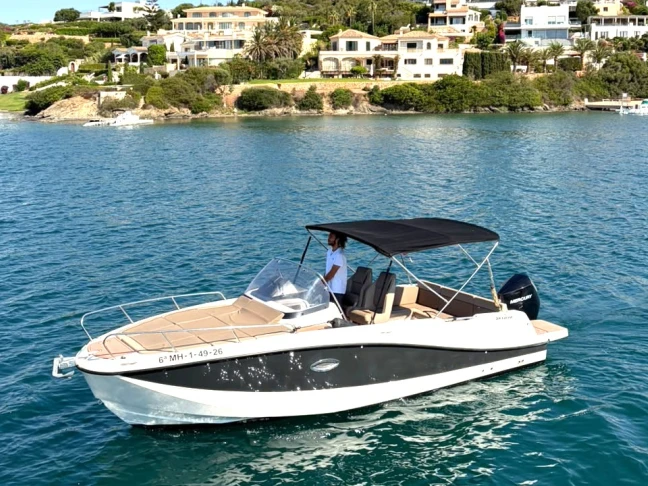 Location bateau Quicksilver Activ 755 Sundeck à Port de Port Mahon sur Samboat