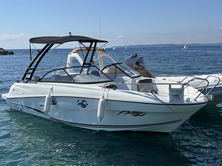 Jeanneau Cap Camarat 6.5 BR a louer à Les Issambres