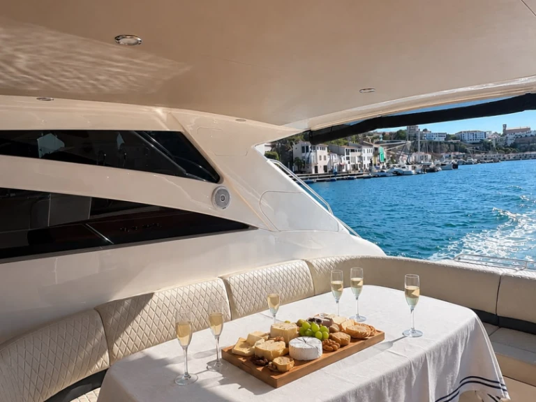 Location à Port Mahon - Princess Princess V58 sur SamBoat