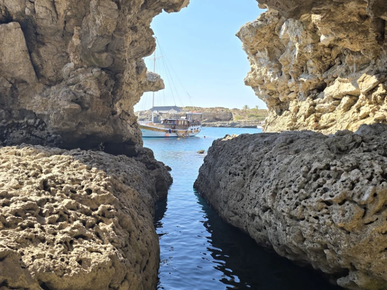 Bateau à moteur à louer à Rhodes (Ville) au meilleur prix