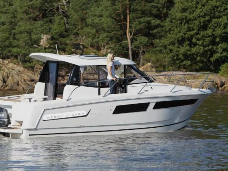 Location bateau Bénéteau Merry Fisher 1095 à Villefranche-sur-Mer sur Samboat