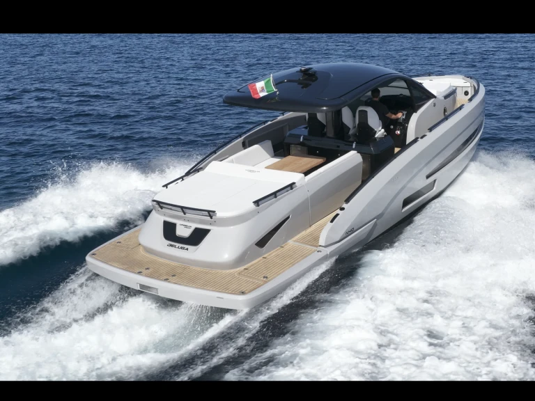 Location Bateau à moteur Nassima Yacht  avec permis
