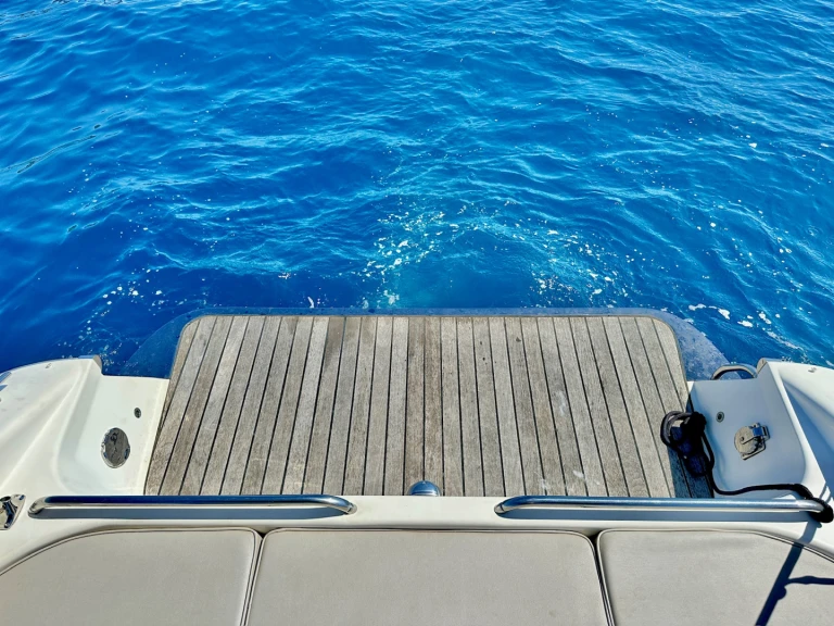 Location à Beaulieu-sur-Mer - Fiart Fiart 27 Sport sur SamBoat