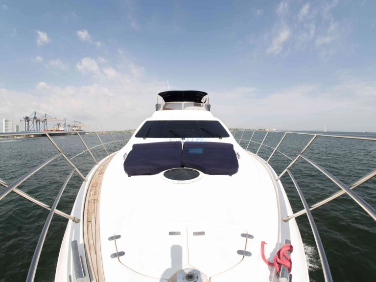 Louer Catamaran avec ou sans skipper Custom Made à Bahía de Cartagena de Indias