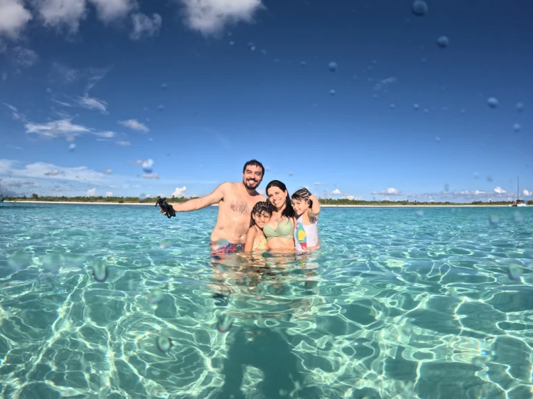 Location Catamaran Custom Made avec permis