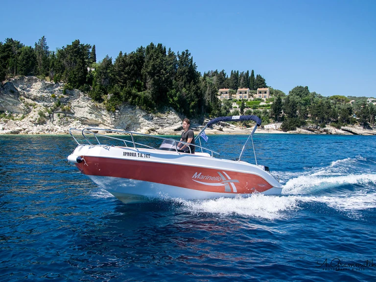 Louez un Marinello Eden 590 à Gáïos