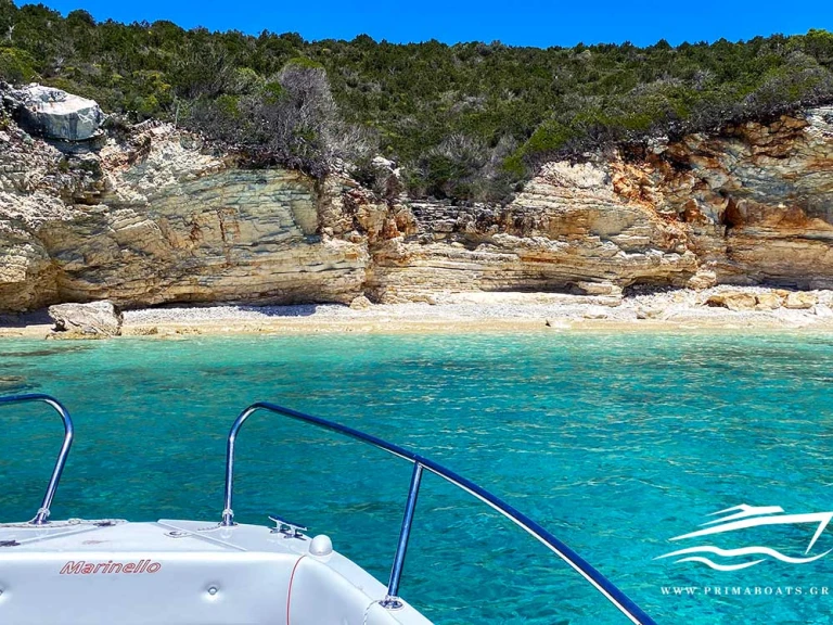 Louez un Marinello Eden 590 à Gáïos
