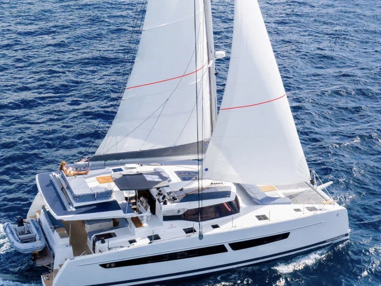 Location Catamaran Fountaine Pajot avec permis
