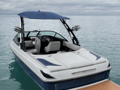 Wynajem w Talloires- Malibu Wakesetter na SamBoat