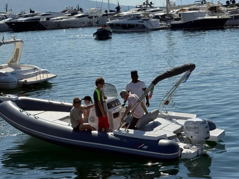 Location Semi-rigide à Porto di Mergellina - Panamera Yacht PY60