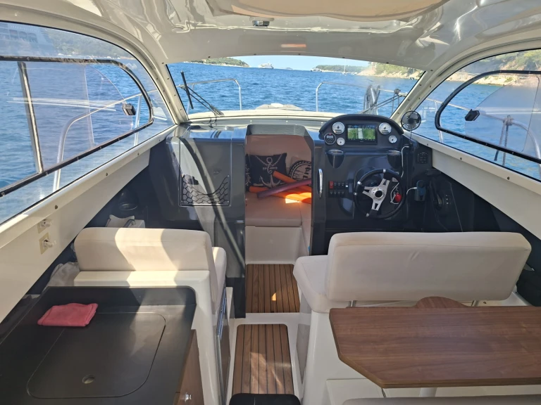 Location bateau Quicksilver Activ 705 Weekend à Dubrovnik sur Samboat