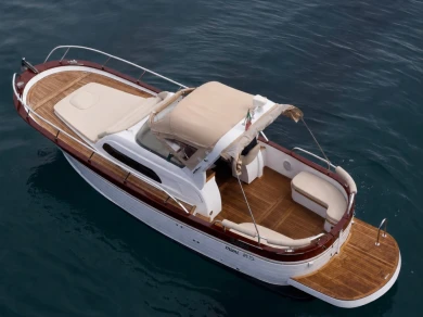 Alquiler de embarcaciones Mimi 8,50 GOZZO enCapri en Samboat