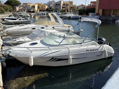 Ein Sessa Marine Islamorada 21 mieten in France