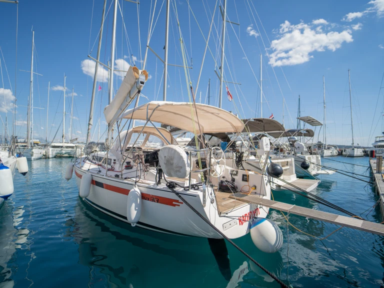 Louez un Salona Salona 38 à Kaštela