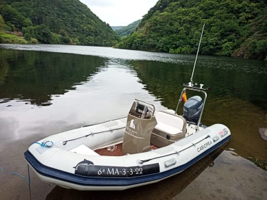 RIB to hire Vilanova de Arousa at the best price