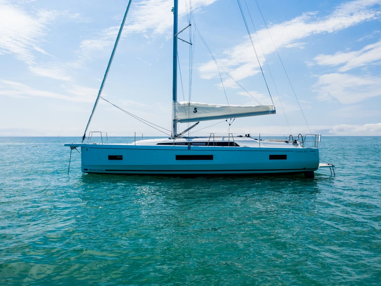 Louez un Bénéteau Oceanis 40.1 à Ao Po