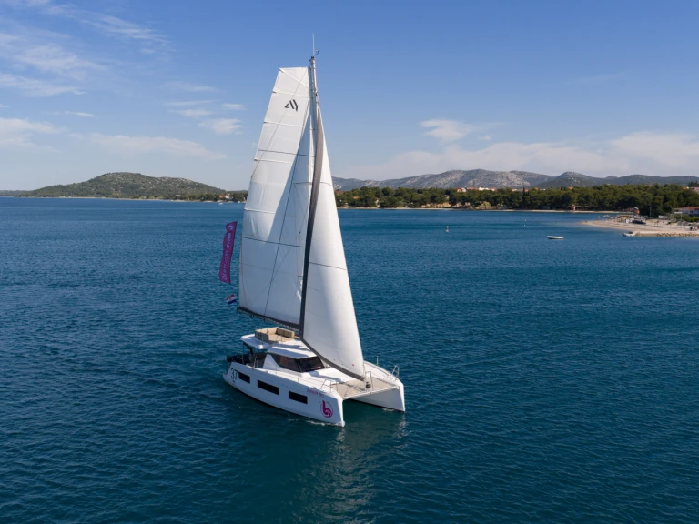 Catamaran à louer à Pirovac au meilleur prix
