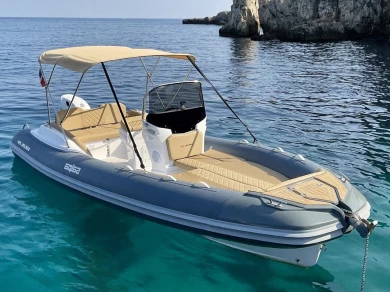Vermietung Schlauchboot Salpa mit Führerschein