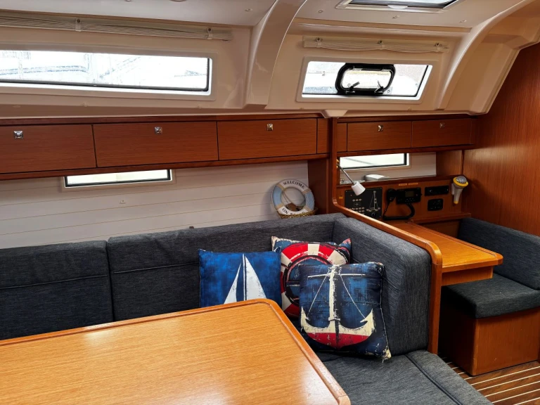 Louer Voilier avec ou sans skipper Bavaria à Lidingö