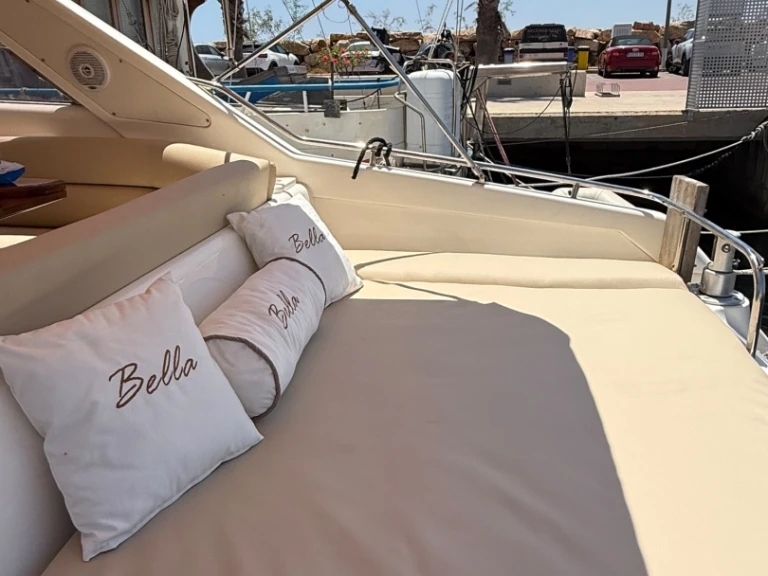 Louez un Sunseeker Moustique 42 à Torrevieja