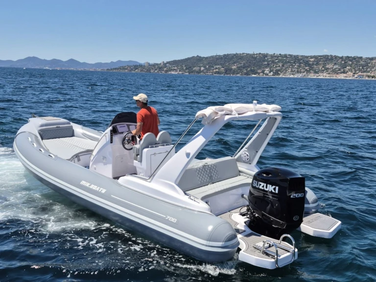 Location Semi-rigide à Juan-les-Pins - mik mik 700