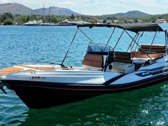 Location à Split - Zar Zar 75 Suite sur SamBoat