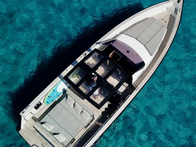 Yacht charter Port Grimaud cheap Fjord 40 Open