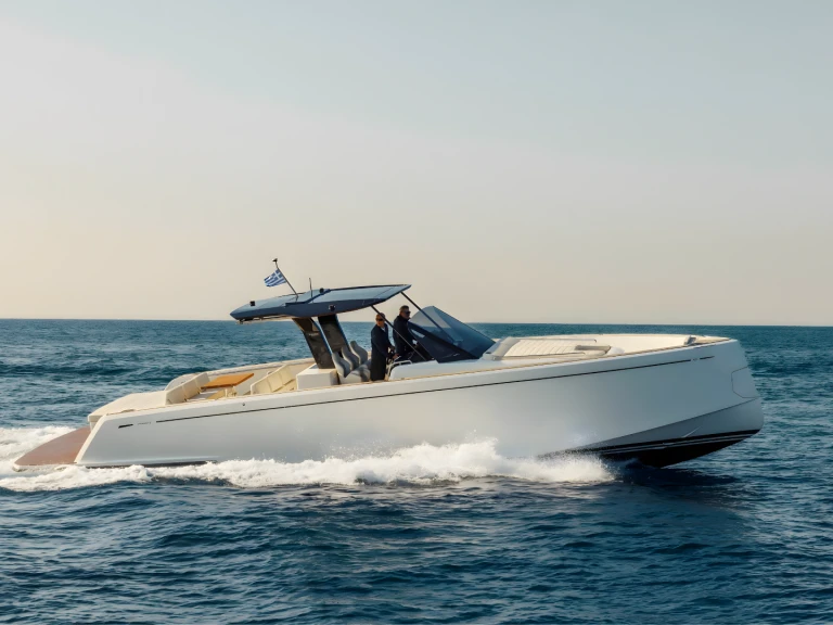 Louer Bateau à moteur avec ou sans skipper Pardo Yachts à Glyfáda