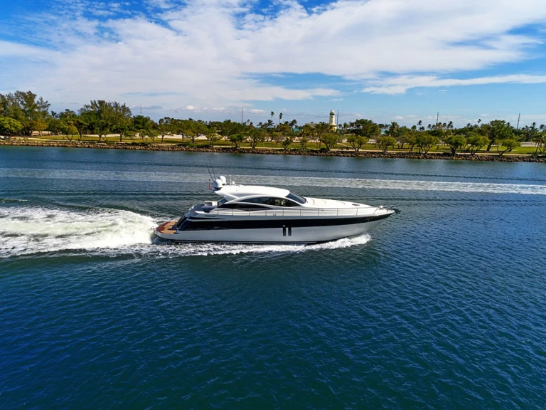 Location bateau Pershing Pershing 62 à Pórto Chéli sur Samboat