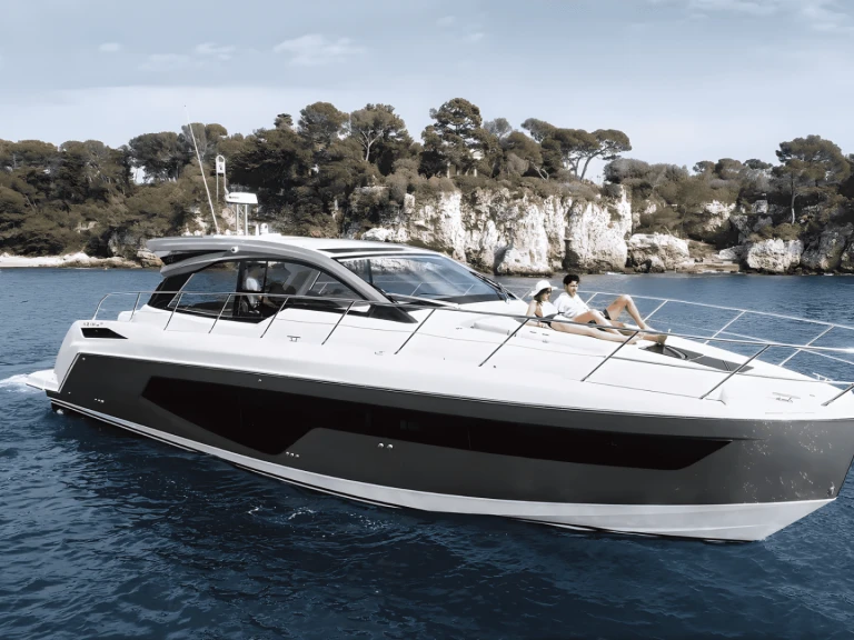 Louez un Azimut Azimut 51 à Palaio Faliro