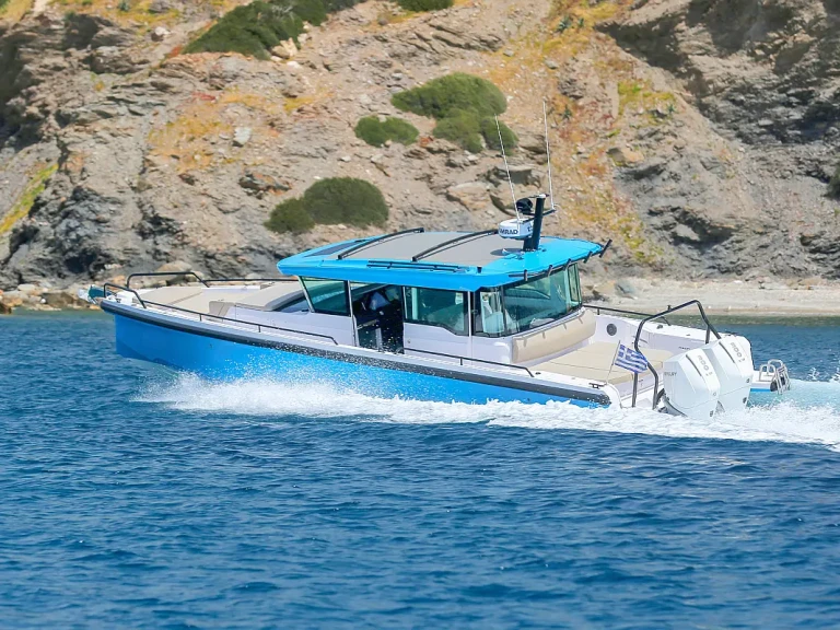 Bateau à moteur à louer à Sifnos au meilleur prix