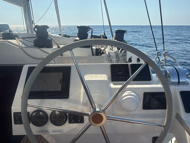 Location bateau Cannes pas cher Aura 51