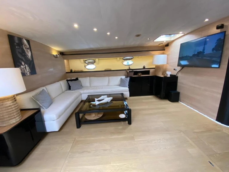 Location à Ornós - Palmer Johnson Palmer Johnson 80 sur SamBoat